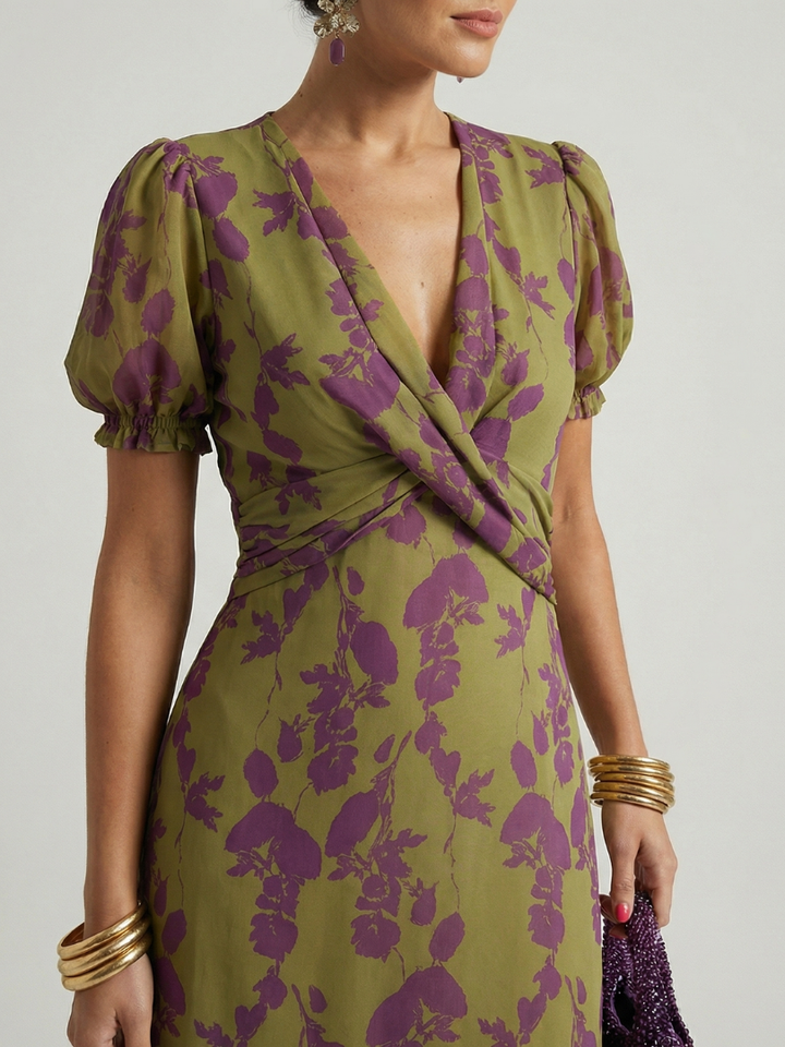 Violet & Grace™ | Relaxed Floral Midi Dress